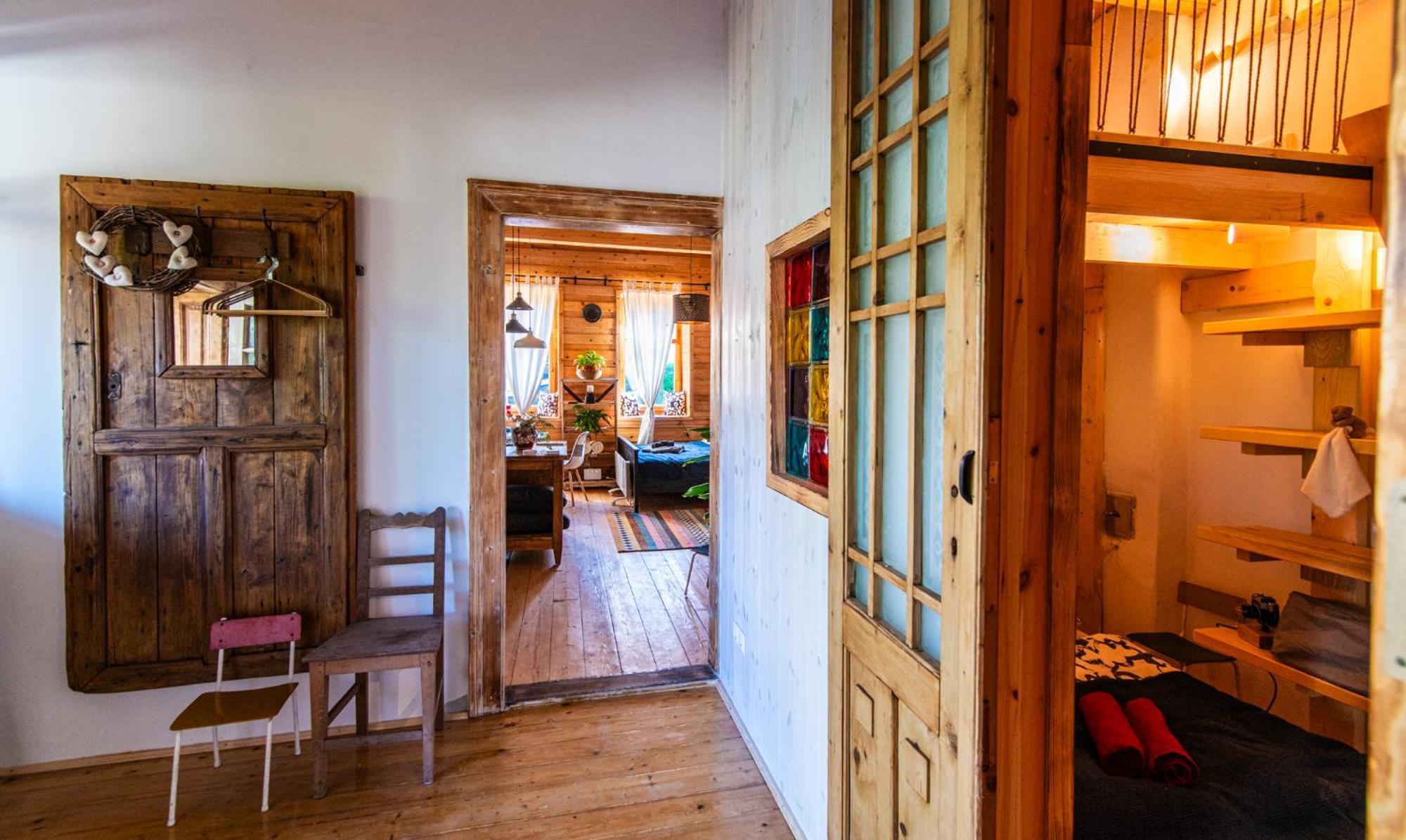 Minifaktura Loft Apartman & Reggelizo Es Etelbar Szokolya Εξωτερικό φωτογραφία
